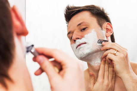 Scheer slim en bespaar geld: safety razor vs cartridge scheermes